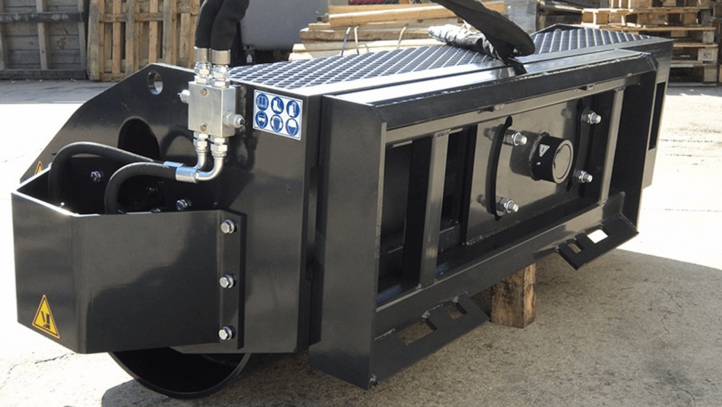 Cilindru compactor-vibrator lis