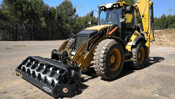 Cilindru compactor-vibrator picior de oaie