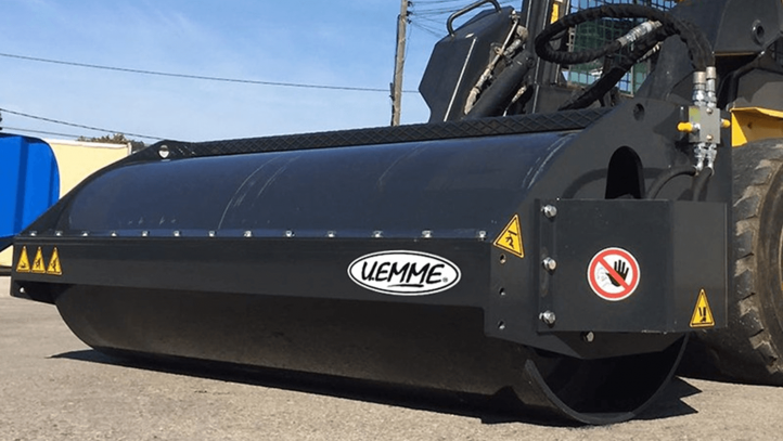 Cilindru compactor-vibrator lis